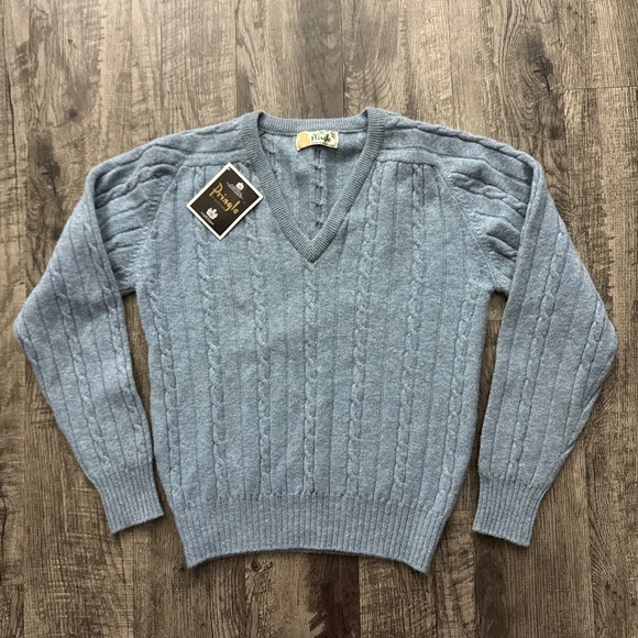 Pringle of Scotland Cable Knit V Neck Lambswool Sweater NWT - Picture 1 of 6
